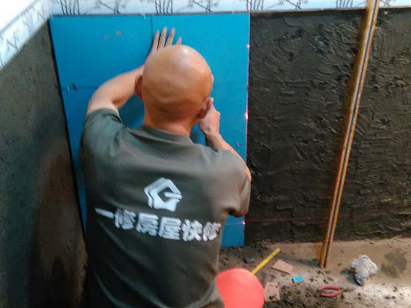 清水房裝修價格,四平米衛(wèi)生間簡單裝修需要多少錢；衛(wèi)生間裝修也需要裝修標(biāo)準(zhǔn)