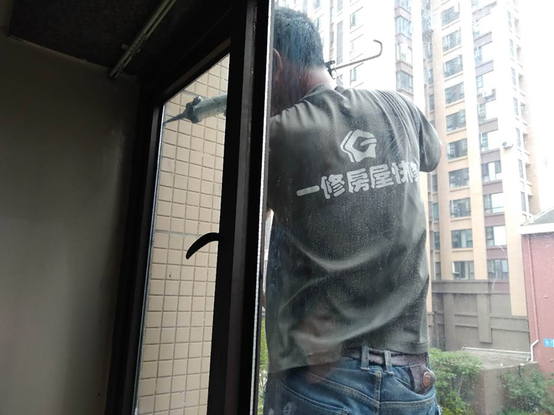 鄭州哪里有做門窗維修的公司，鄭州門窗