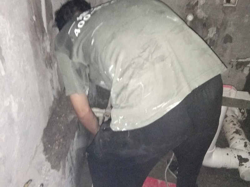 請問衛(wèi)生間漏水怎么解決，衛(wèi)生間漏水一