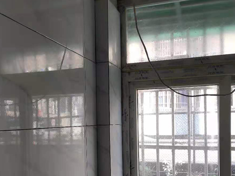 石家莊陽(yáng)臺(tái)安裝玻璃窗多少錢一平方？