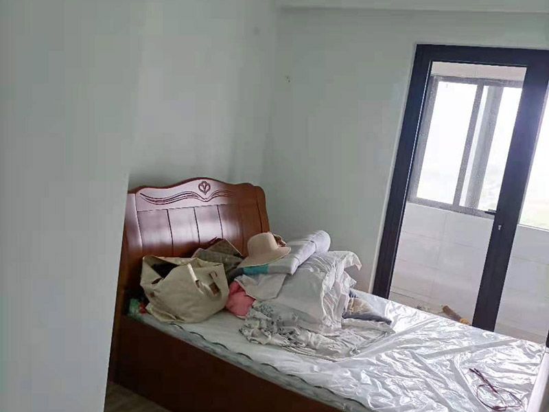 墻面瓷磚不拆如何翻新？廣州荔灣區(qū)墻磚