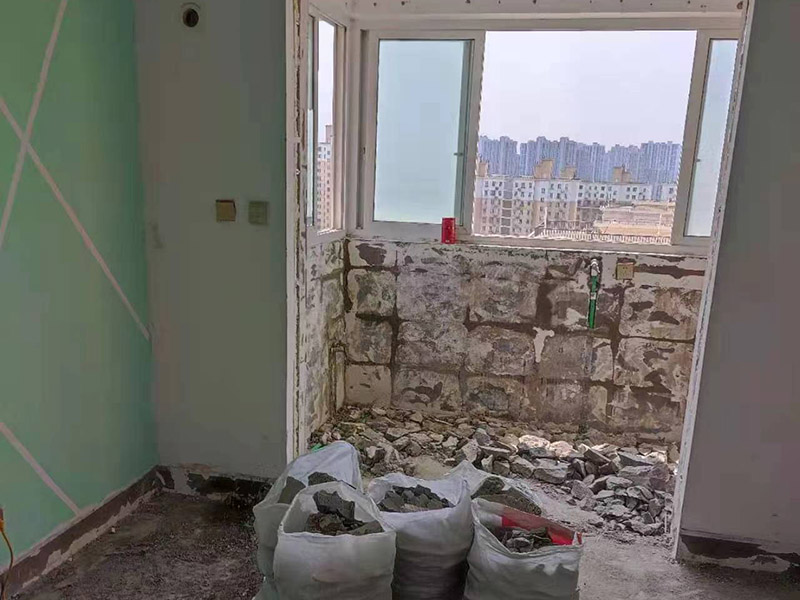 如果有錢是先還房貸還是先裝修？